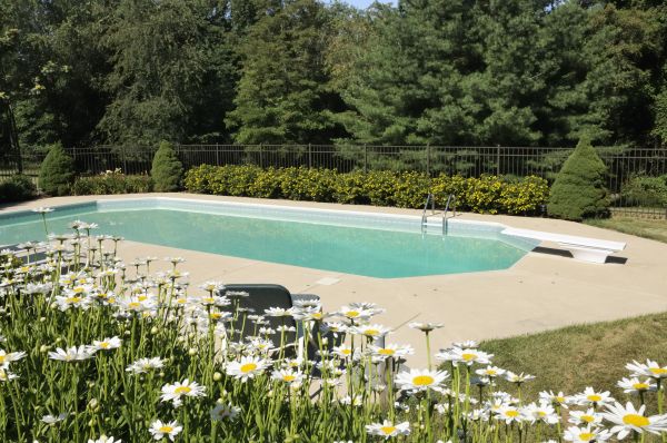 Cost of Pool Deck Leveling in Largo